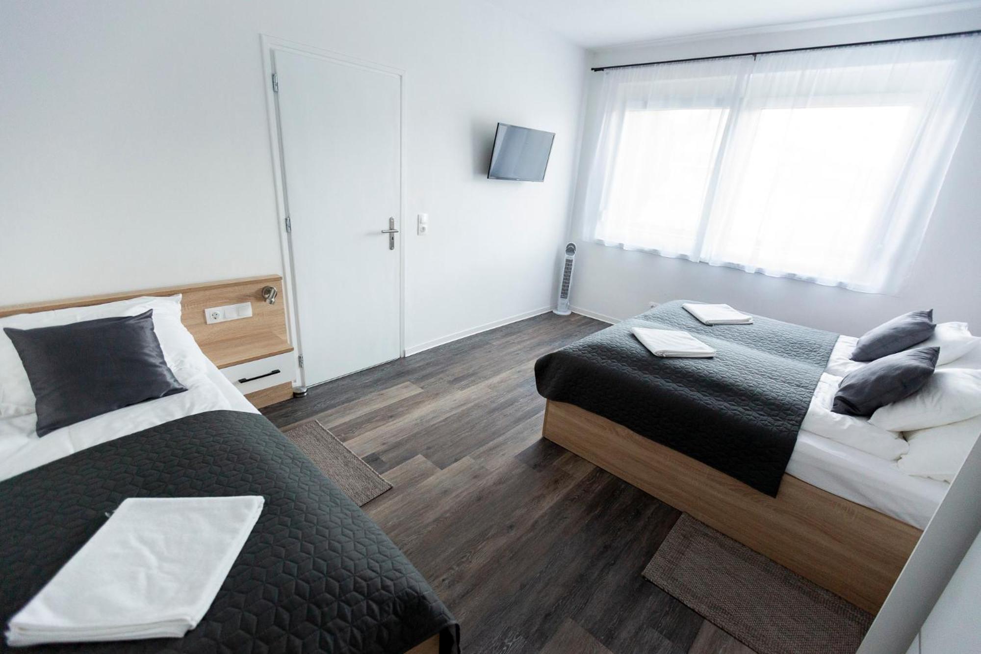 Horvath Apartman Fertőd エクステリア 写真